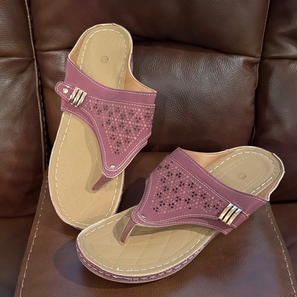 Women's Mauve Sandals